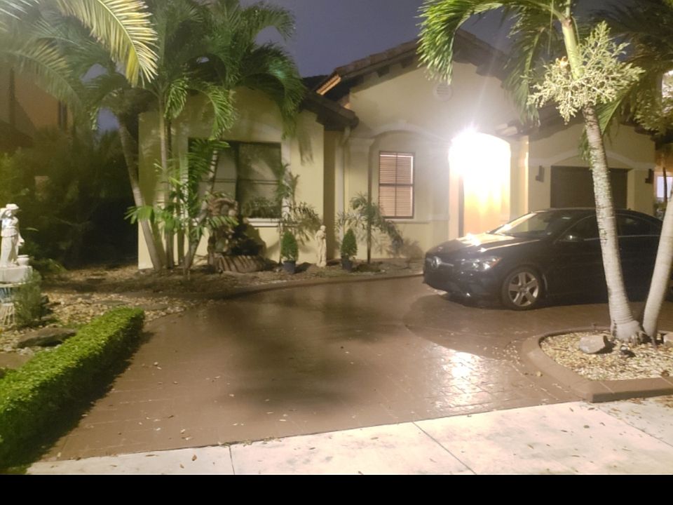 1st image of 8816 NW 139th St