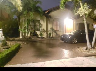 8816 NW 139th St, Miami Lakes, FL 33018