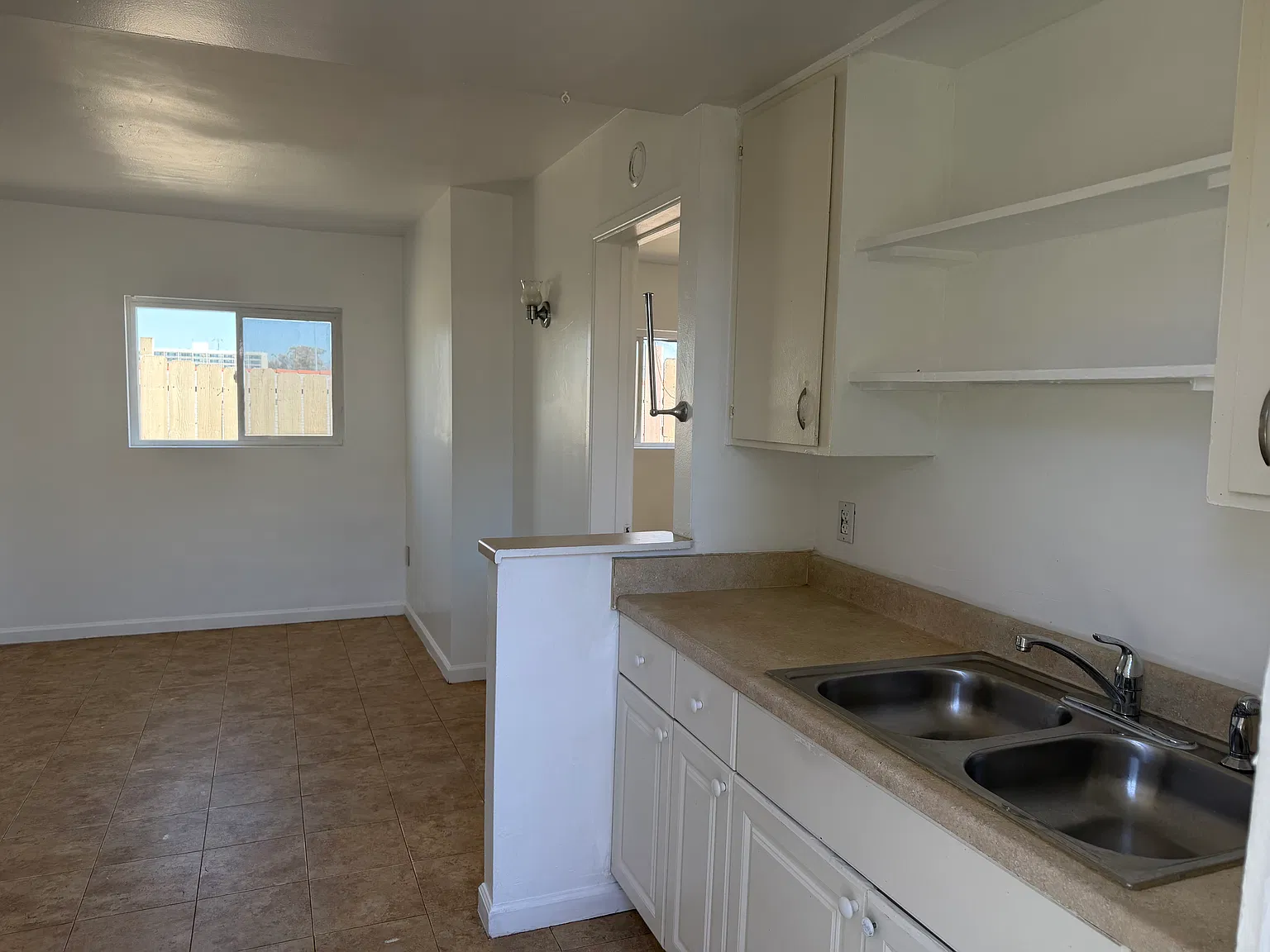 2 bed, $2,300 — Photo 1
