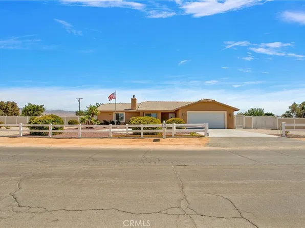 22085 Pahute Rd, Apple Valley, CA 92308
