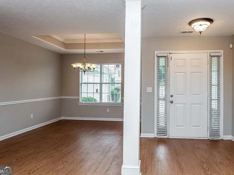 6020 Winston Trce — Photo 3
