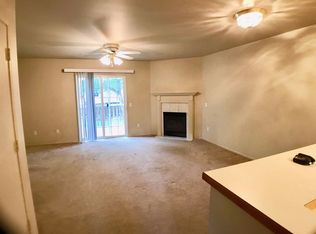 990 NE Savannah Dr APT 2, Bend, OR 97701