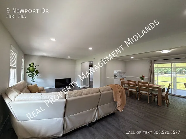9 Newport Dr — Photo 10