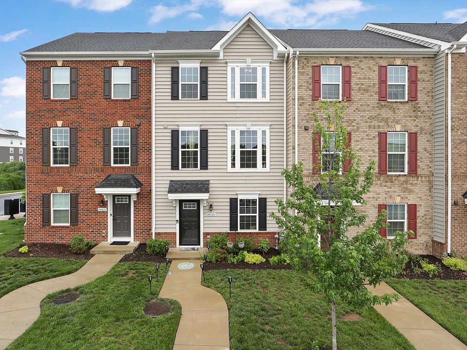1st image of 24599 Hutchinson Farm Dr