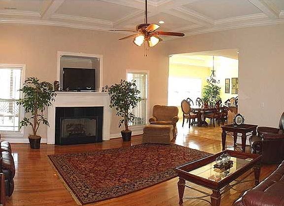 The back acreage is as pretty as a picture.