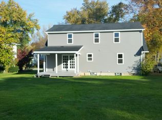 2578 New Rd, Ransomville, NY 14131
