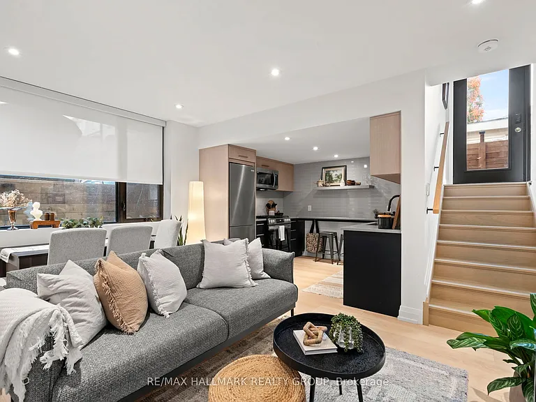 130 Glenora St #2B — Photo 9