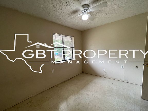4th image of 198 Tupelo St #15