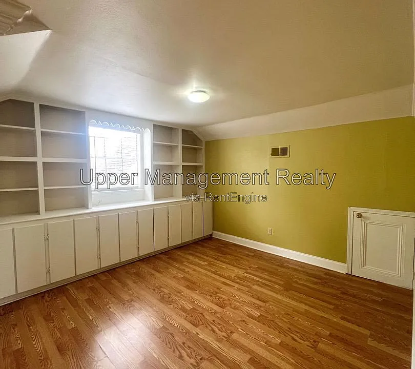 150 Millaudon St