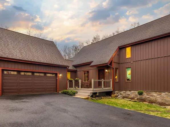 7 Timbershed Ct, Freeland, MD 21053