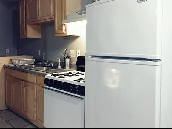 4th image of 1704 Fairfield Ave APT 2