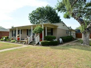 102 E Holland Dr, Irving, TX 75062