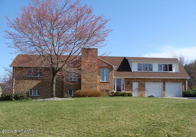 1st image of 2060 Pleasant Hill Dr