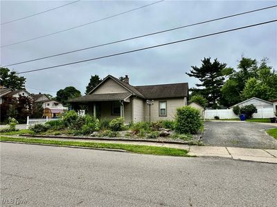25 W Water St, Hubbard, OH, 44425