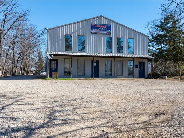 456 Highway W, Eldon, MO 65026