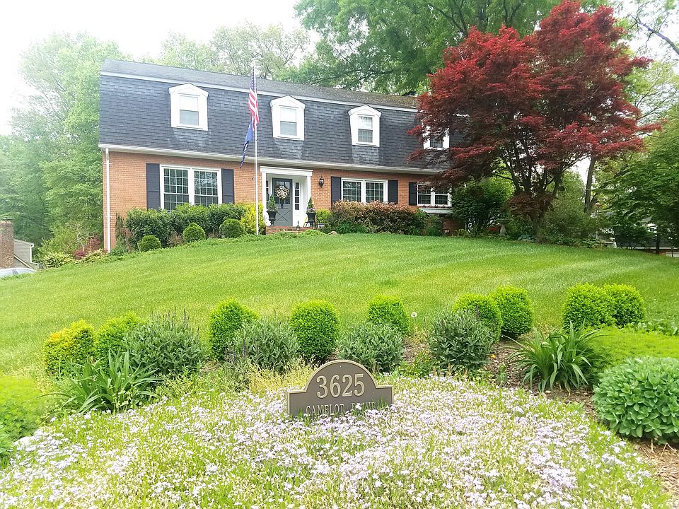 1st image of 3625 Camelot Dr