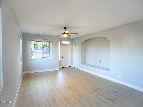 3rd image of 2593 Bentley Dr