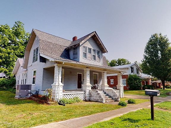 3rd image of 425 E 3rd North St