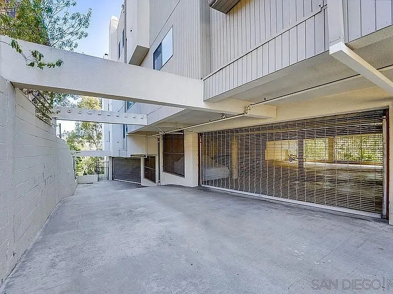 4055 Eagle St #101 — Photo 16