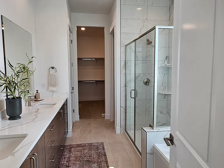 1220 W Grassland St — Photo 40