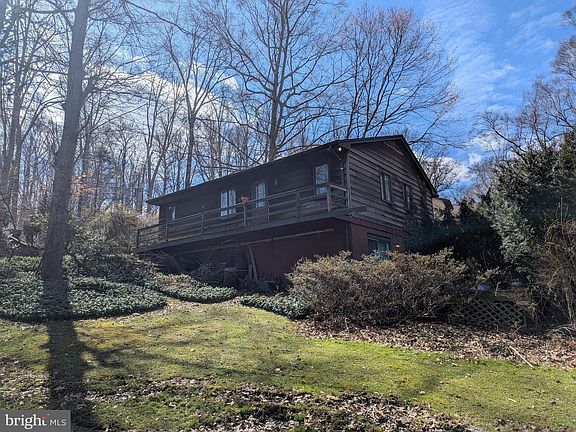 4th image of 916 Ring Factory Rd