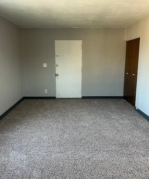 1704 Jamestown Rd #9 — Photo 2