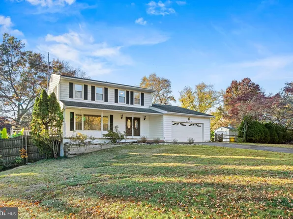 1832 Woodrail Dr, Millersville, MD 21108