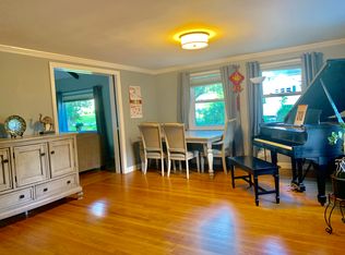 12 Holton Rd, Lexington, MA 02420