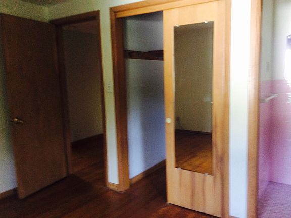 3rd image of 2770 Coblentz Dr