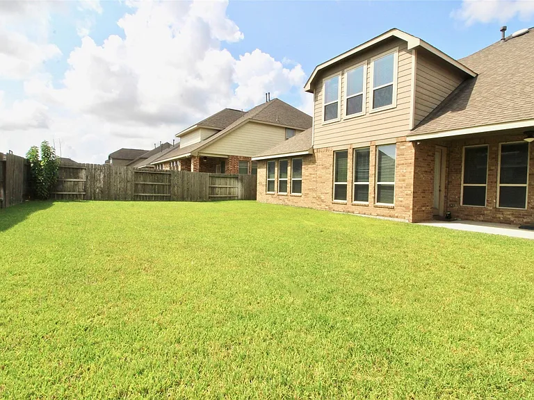 7703 Reflection View Ln — Photo 17