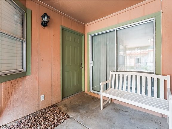 4th image of 413 N Lamb Blvd APT C