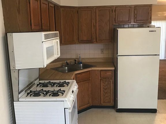 4th image of 4407-4409 Beck Ave