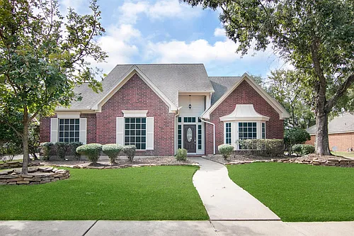 15118 Greenleaf Ln Photo 1