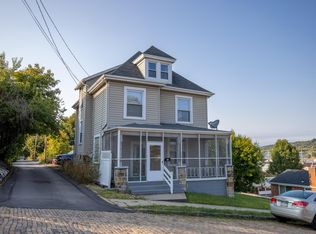510 Wood St, Coraopolis, PA 15108