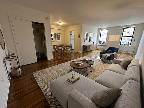 2nd image of 8929 163rd St APT 5B