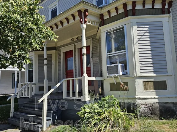 206-208 N Champlain St, Burlington, VT 05401