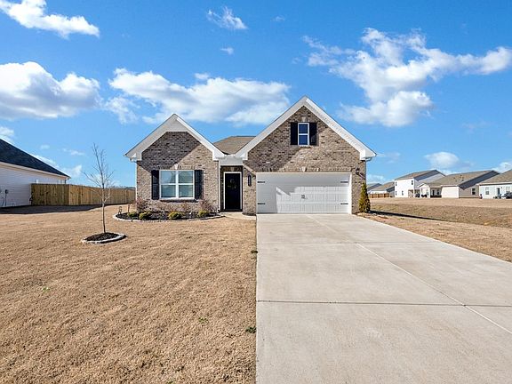 2nd image of 18557 Oxbow Ln