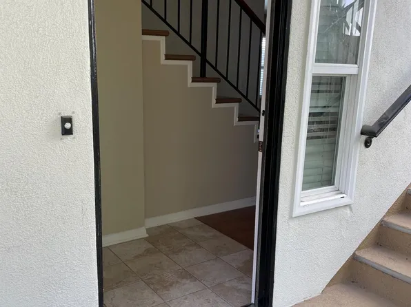 669 4th St APT 3, Hermosa Beach, CA 90254