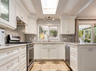 1060 Murchie Way, Nanaimo, BC V9R 6K6