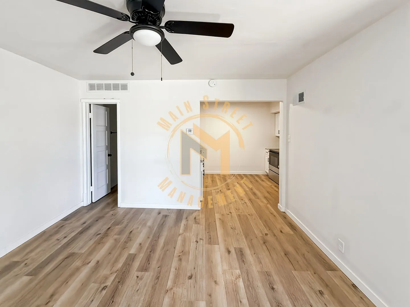 1719 Dewey St. — Photo 3