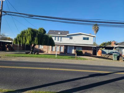 921 W Whitmore Ave, Modesto, CA, 95358