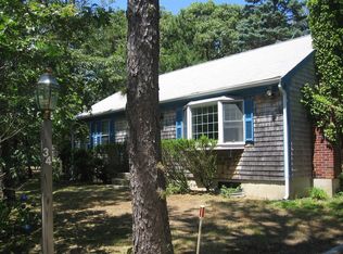 34 Surrey Ln, Brewster, MA 02631