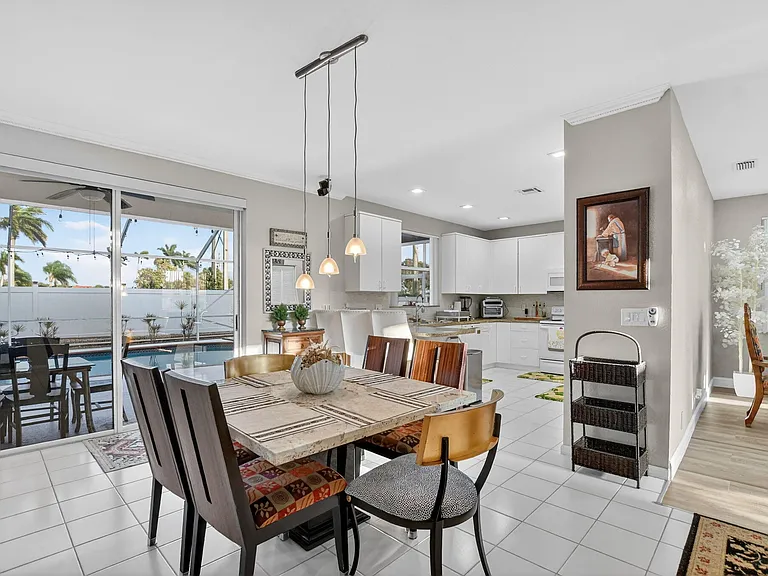 18280 Coral Isles Dr — Photo 14