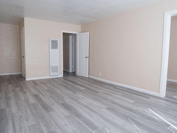 2nd image of 4534 N Banner Dr APT 4