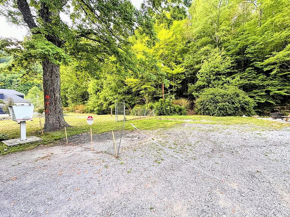 1st image of 5685 Cherokee Rd