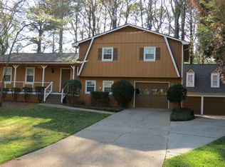 313 Old Rosser Rd, Stone Mountain, GA 30087