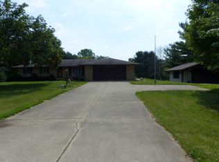 62262 Pine Rd, North Liberty, IN 46554