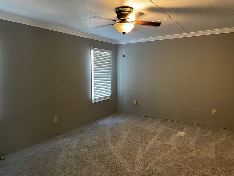 200 Hillcrest Rd — Photo 8