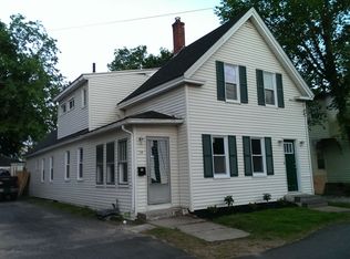 14 Pine St, Rochester, NH 03867