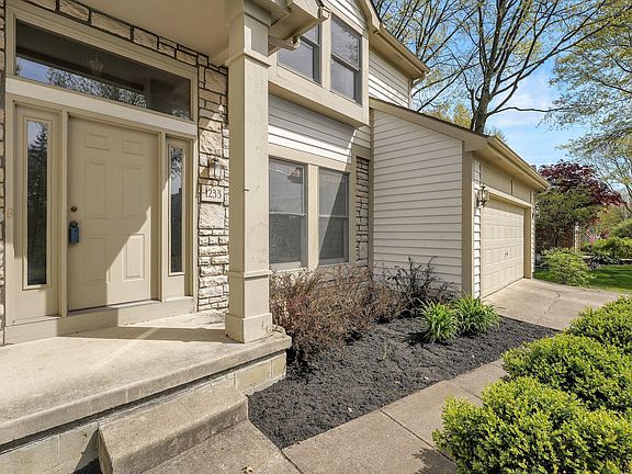 3rd image of 1233 Venetian Way